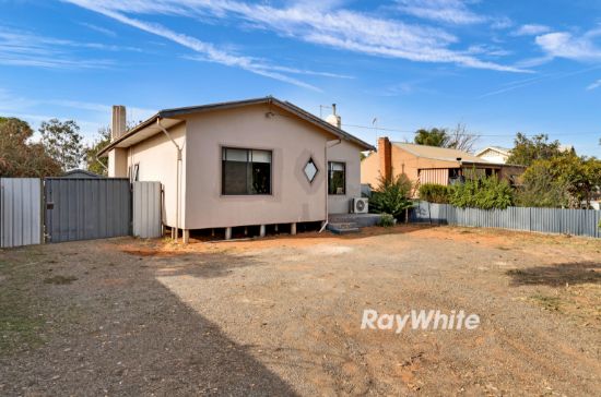 111 Jacaranda Street, Red Cliffs, Vic 3496