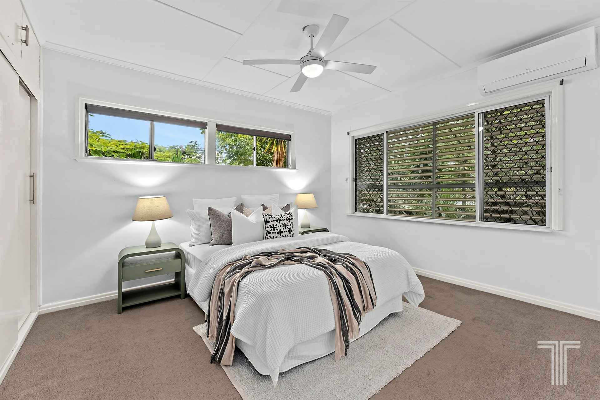 111 Nursery Road, Holland Park West, Qld 4121