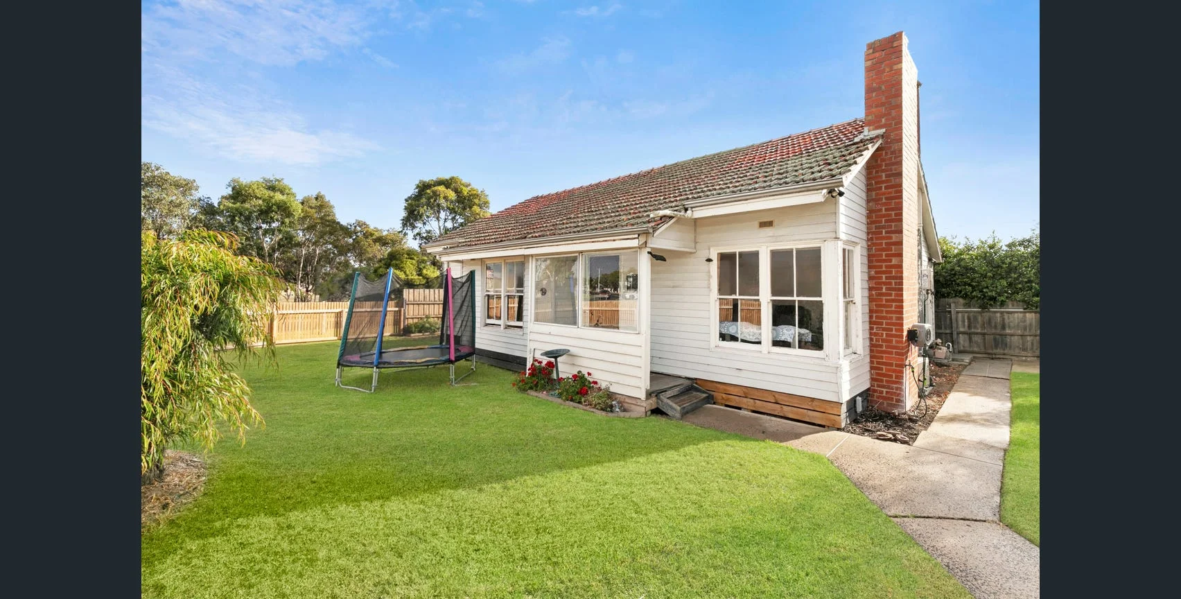 112 St Albans Road, Thomson, Vic 3219