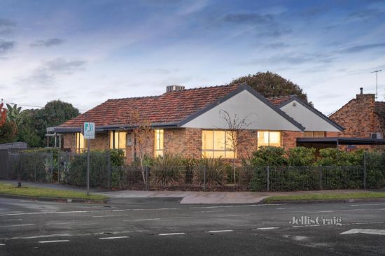 114 Oriel Road, Bellfield, Vic 3081