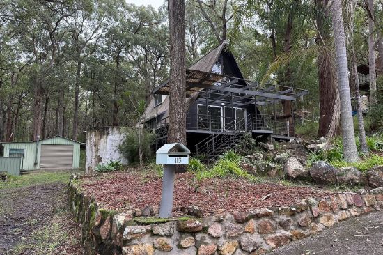 115 Cove Boulevarde, North Arm Cove, NSW 2324