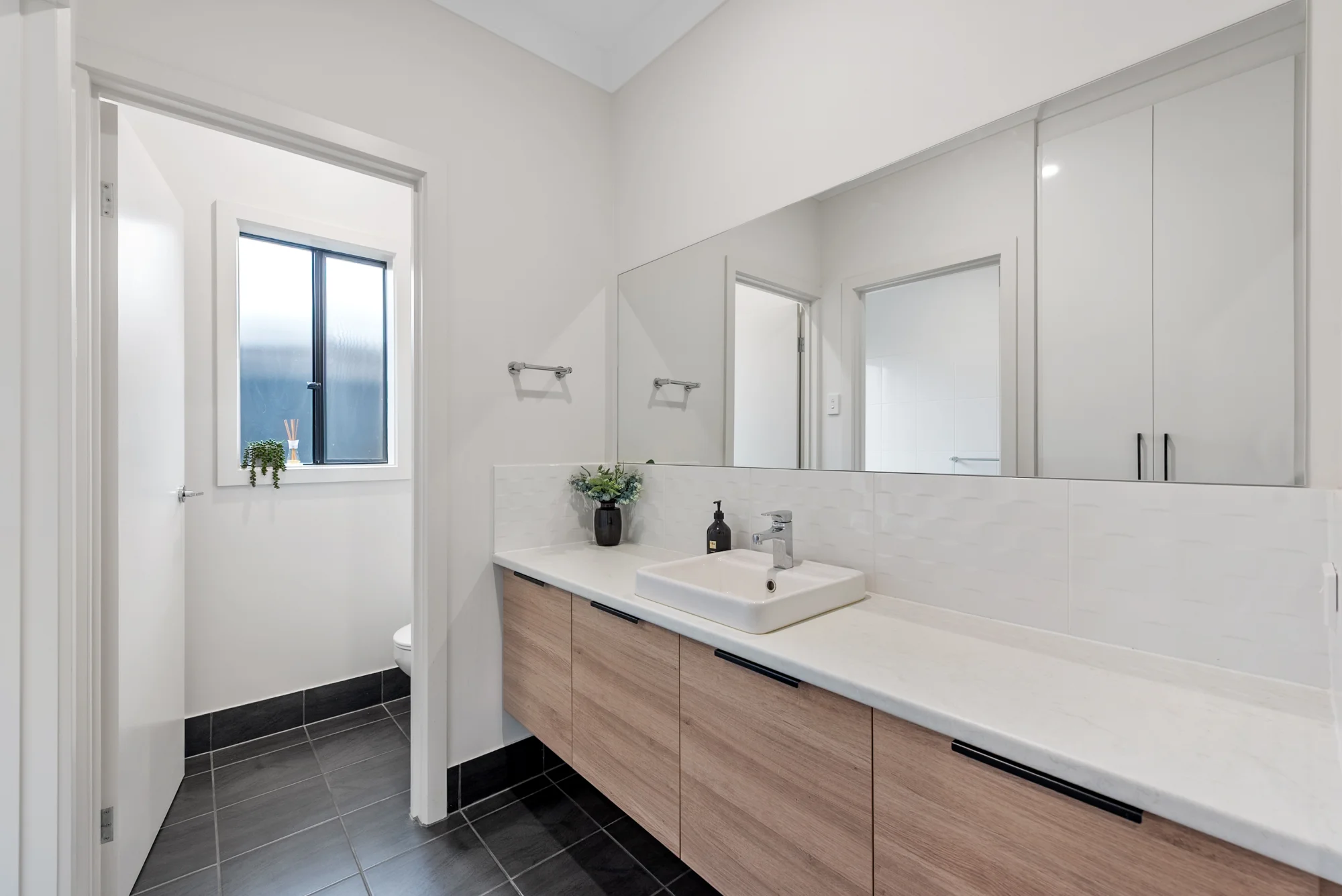 11A Iveleary Avenue, Salisbury East, SA 5109