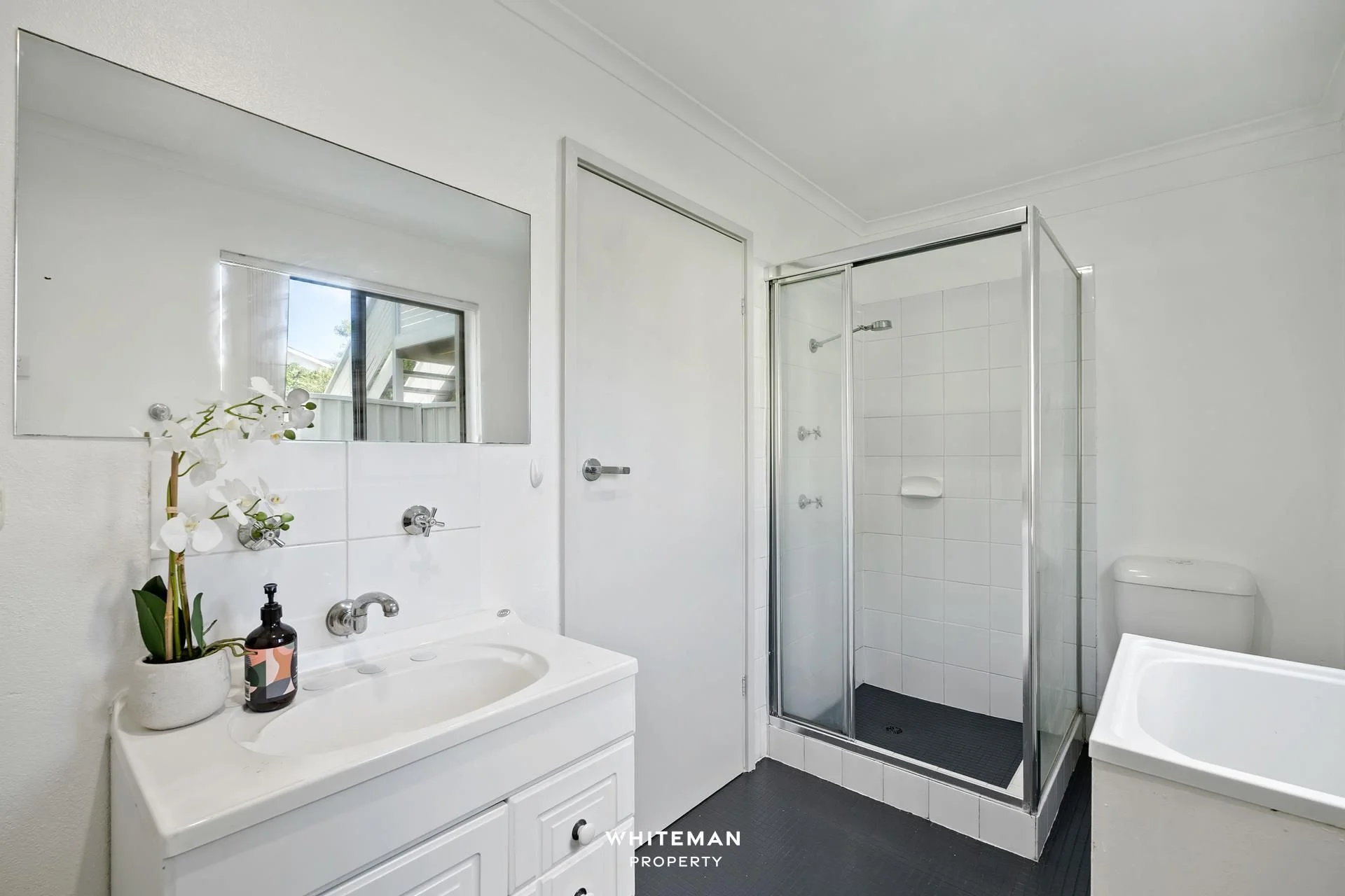 11a Poplars Avenue, Bateau Bay NSW 2261