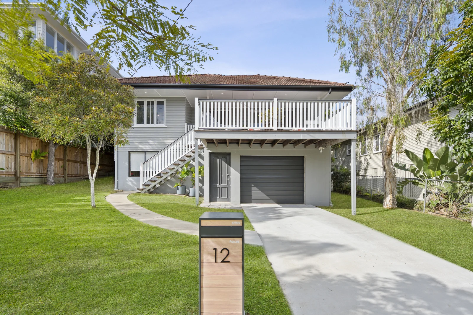 12 Allamanda Street, Fairfield, Qld 4103
