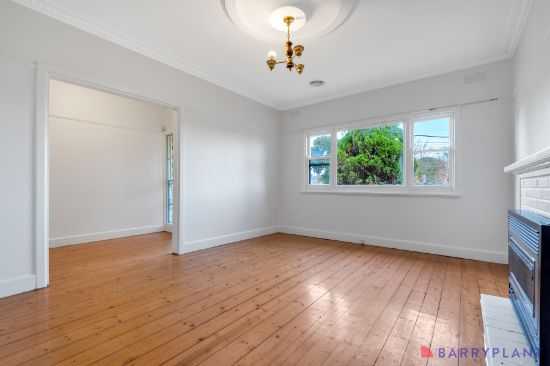 12 Broadhurst Avenue, Reservoir, Vic 3073