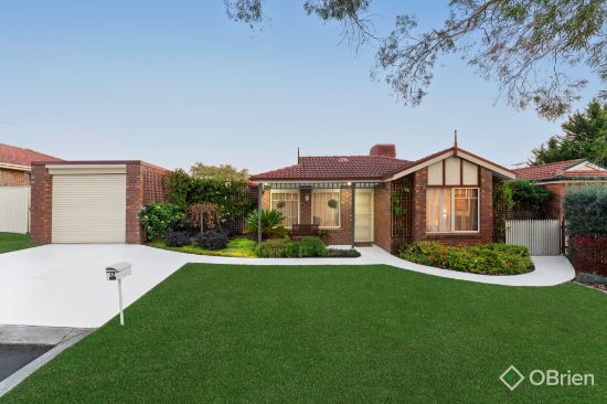 12 Camira Court, Berwick, Vic 3806