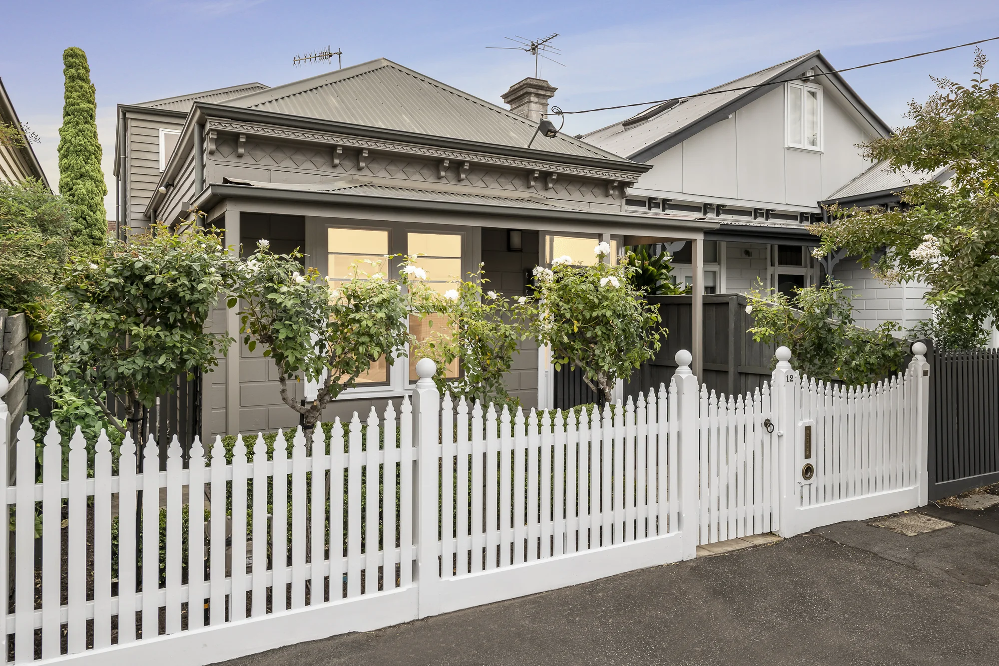 12 Colvin Grove, Hawthorn, Vic 3122
