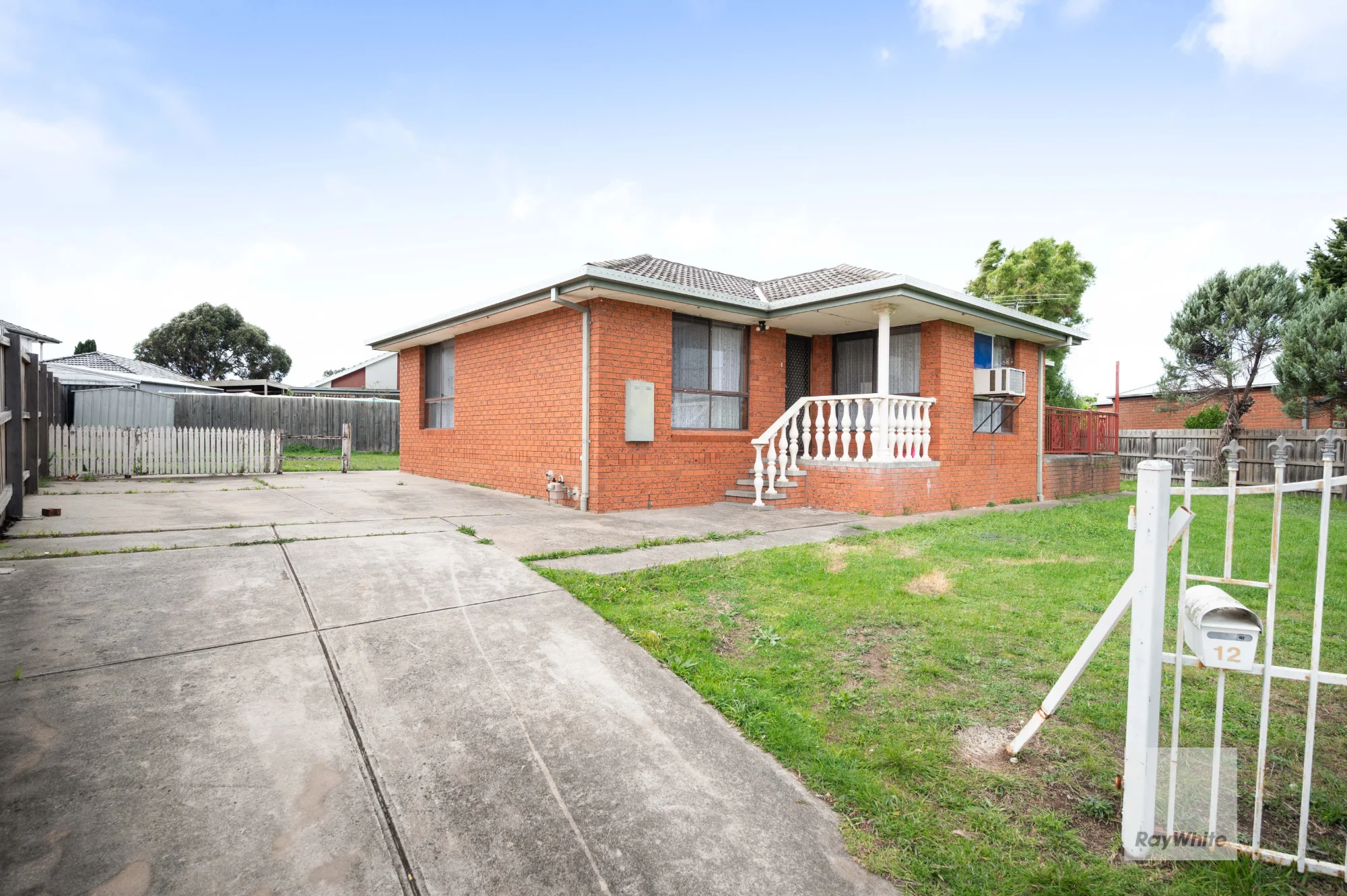 12 Dakara Close, Meadow Heights VIC 3048