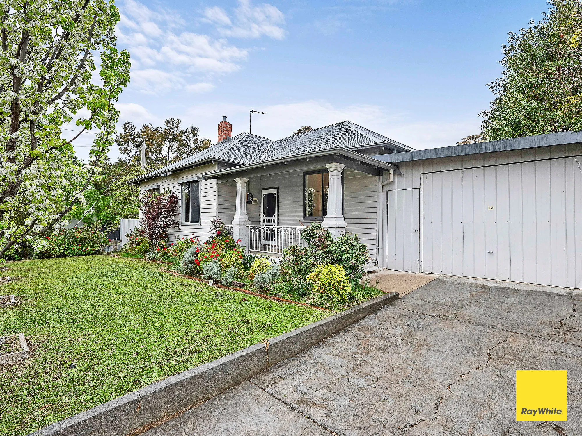 12 Duncan Street, Long Gully, Vic 3550