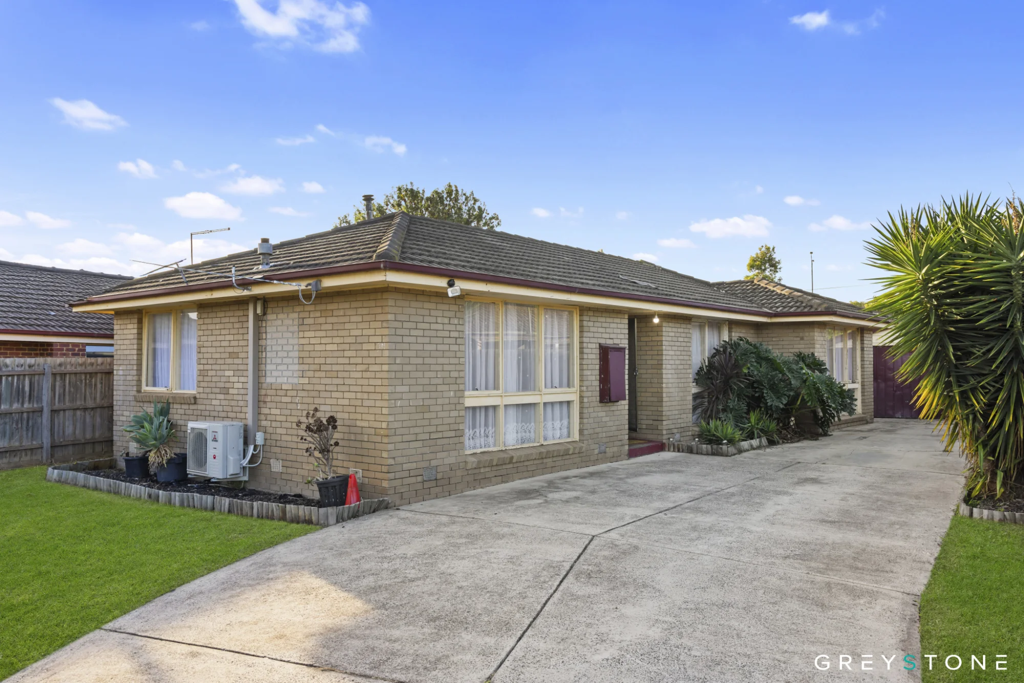 12 Falcon Drive, Melton, Vic 3337