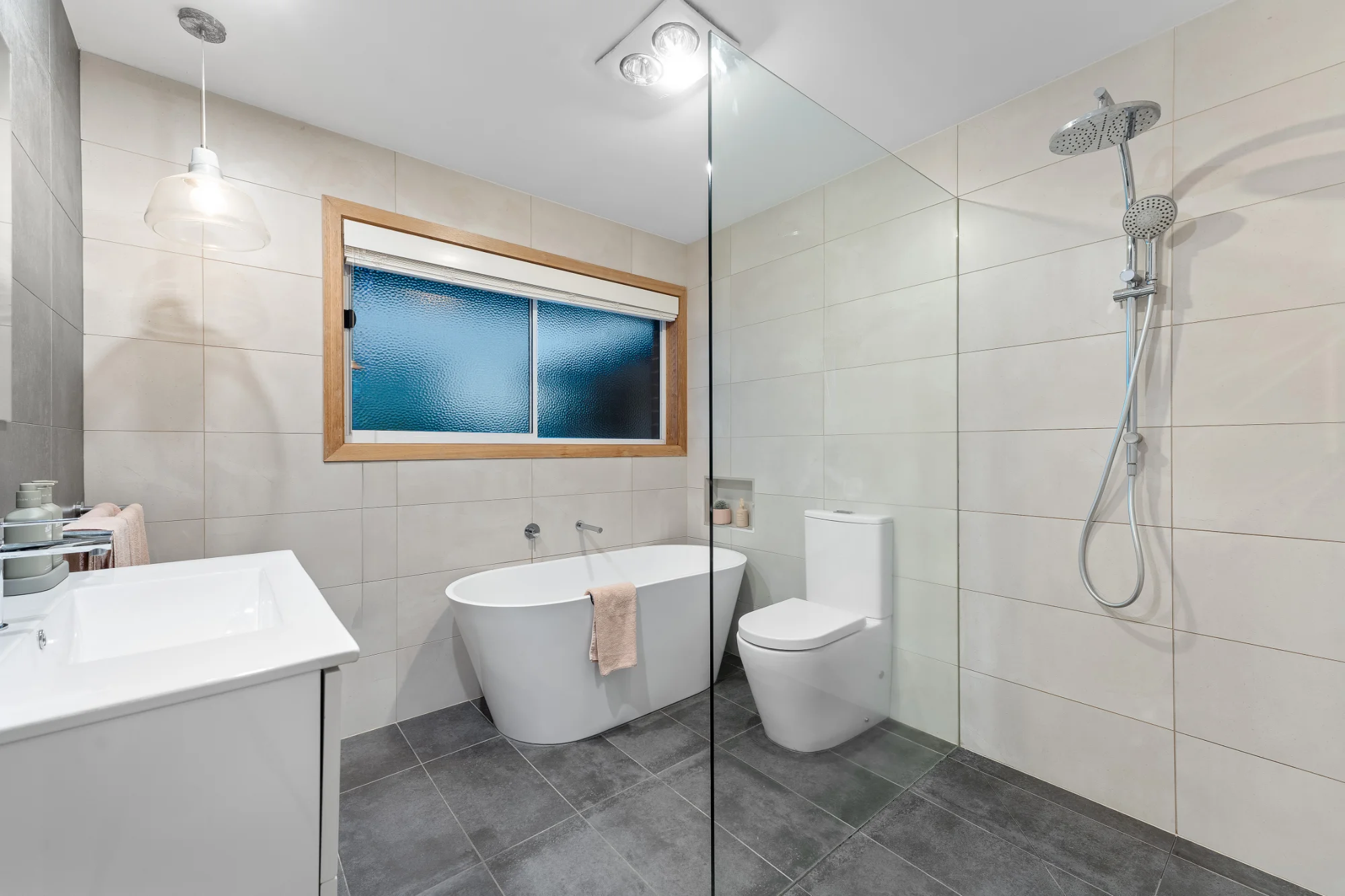 12 Frudal Crescent, Knoxfield, Vic 3180