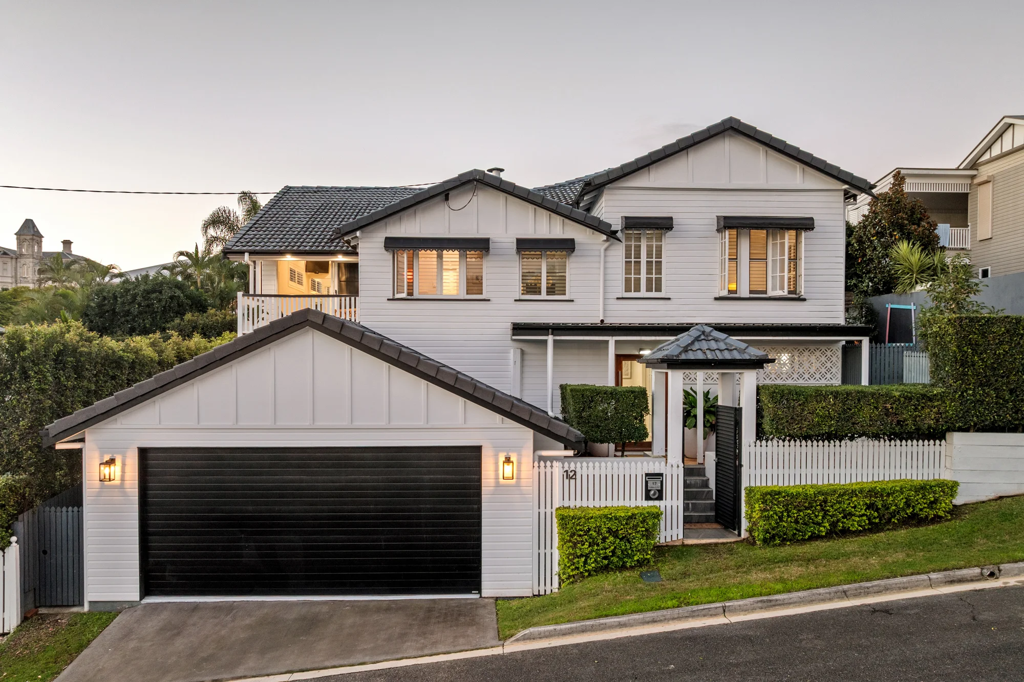 12 Goldsworthy Avenue, Hamilton, Qld 4007