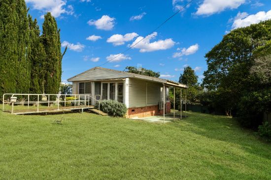 12 Gregory Street, Batemans Bay, NSW 2536
