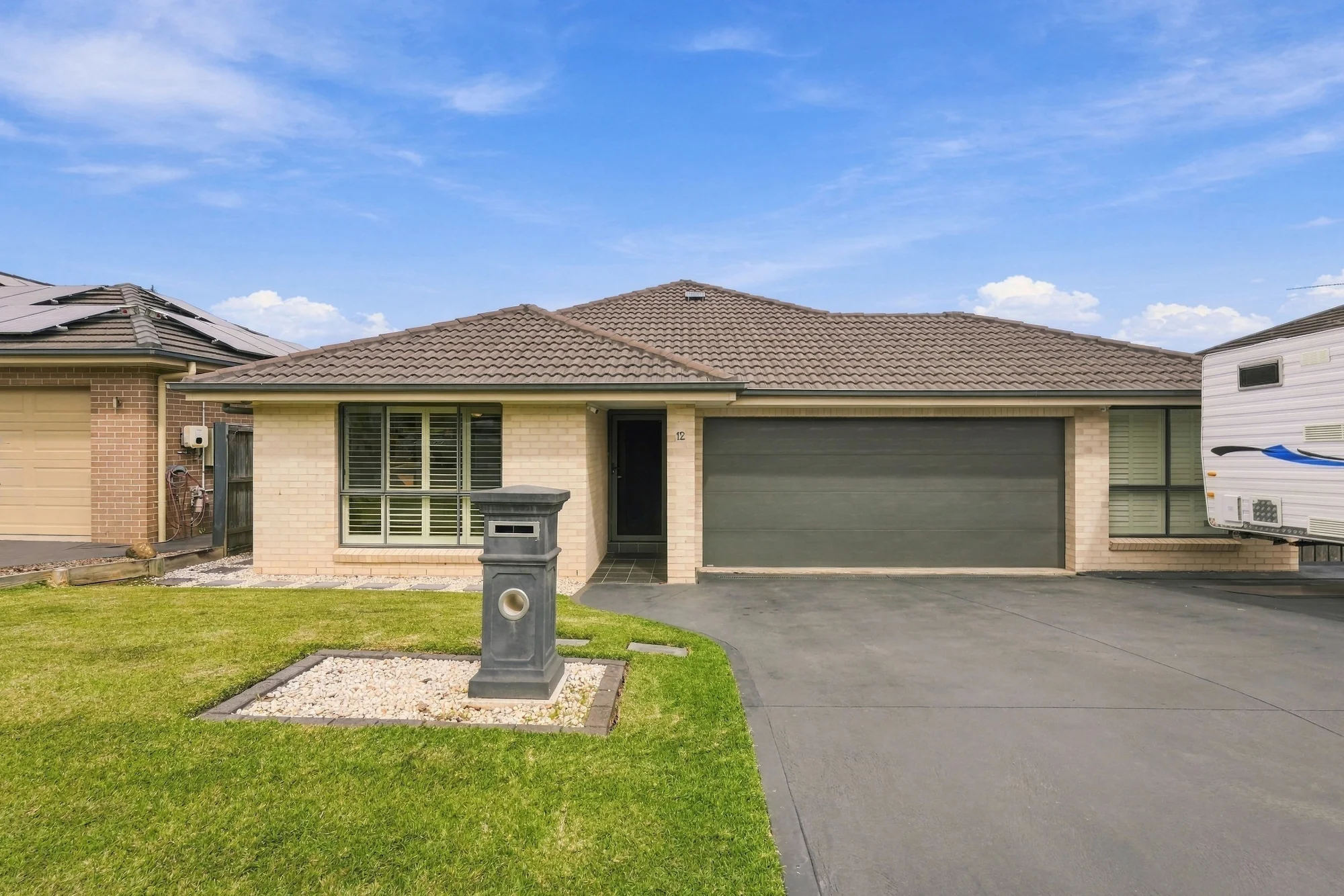 12 Gunn Way, Elderslie, NSW 2570