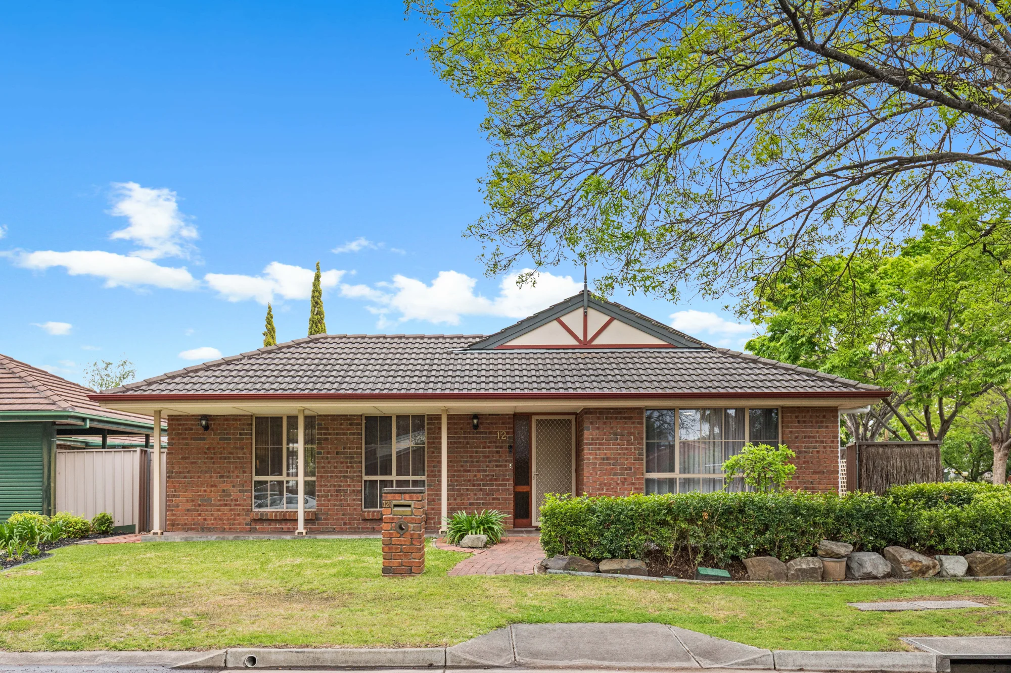 12 Kew Drive, Oakden, SA 5086