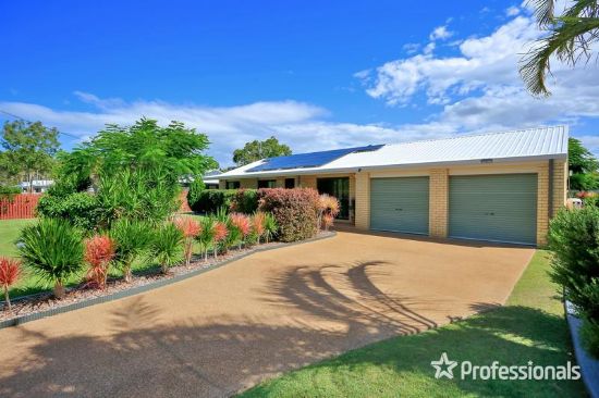 12 Kindt Street, Moore Park Beach, Qld 4670