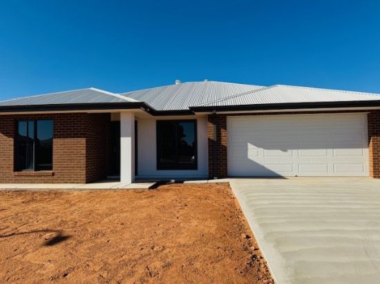 12 Morlee Court, Mildura, Vic 3500