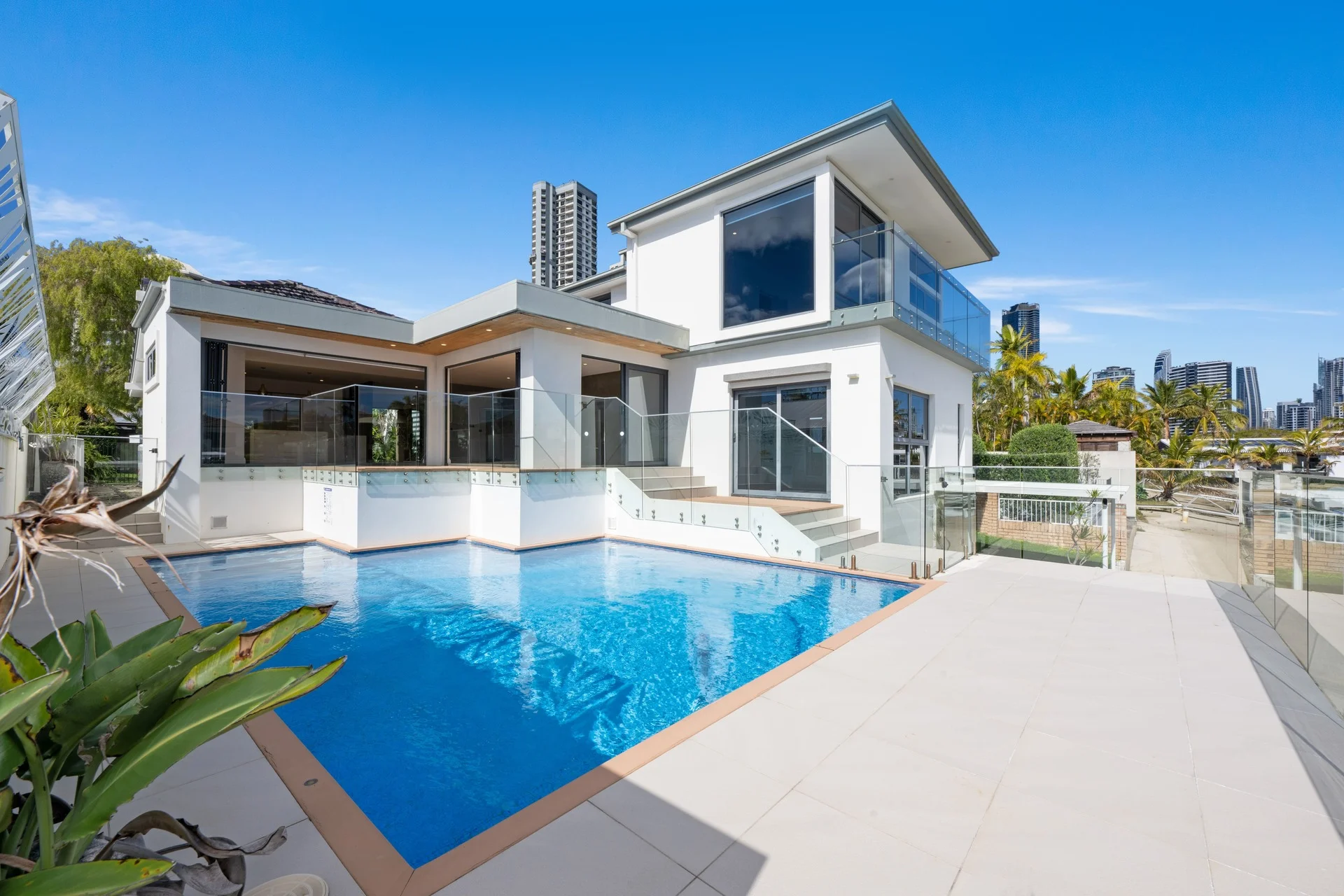 12 Neptune Court, Surfers Paradise, Qld 4217