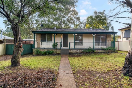 12 Osborn Cl, Thornton, NSW 2322