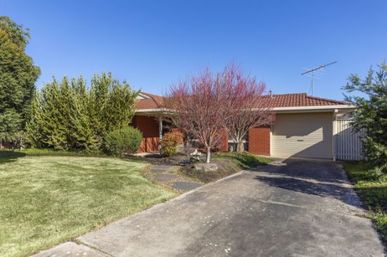 12 Serenade Cres, Aberfoyle Park, SA 5159