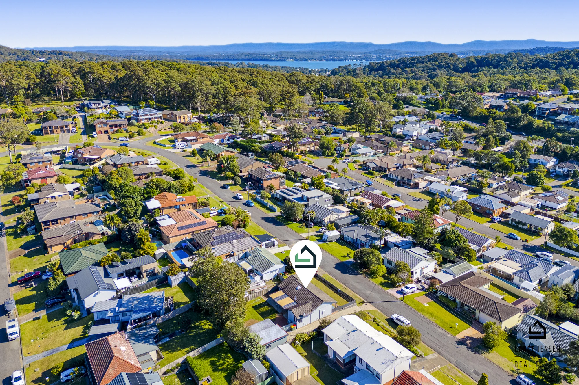12 Tomaga Parade, Mount Hutton, NSW 2290