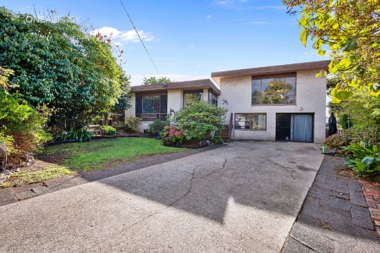 12 Toorak Place, Devonport, Tas 7310
