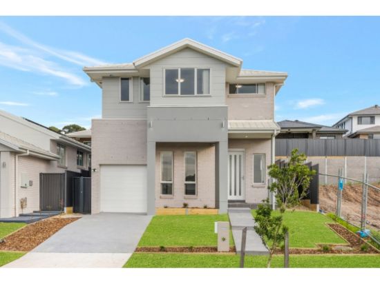 12 Violenta Way, Rosemeadow, NSW 2560