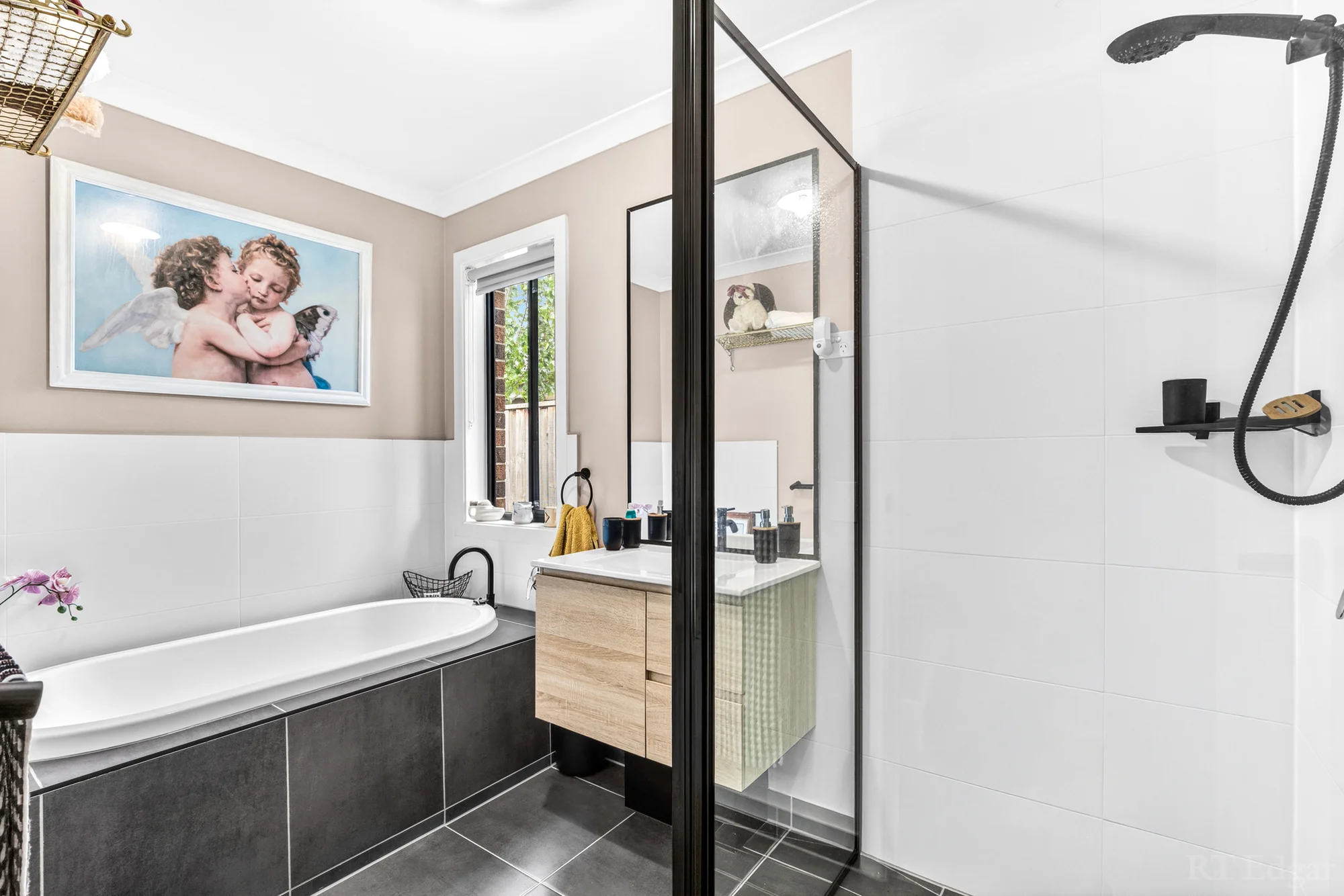 12 Waltham Street, Curlewis, Vic 3222