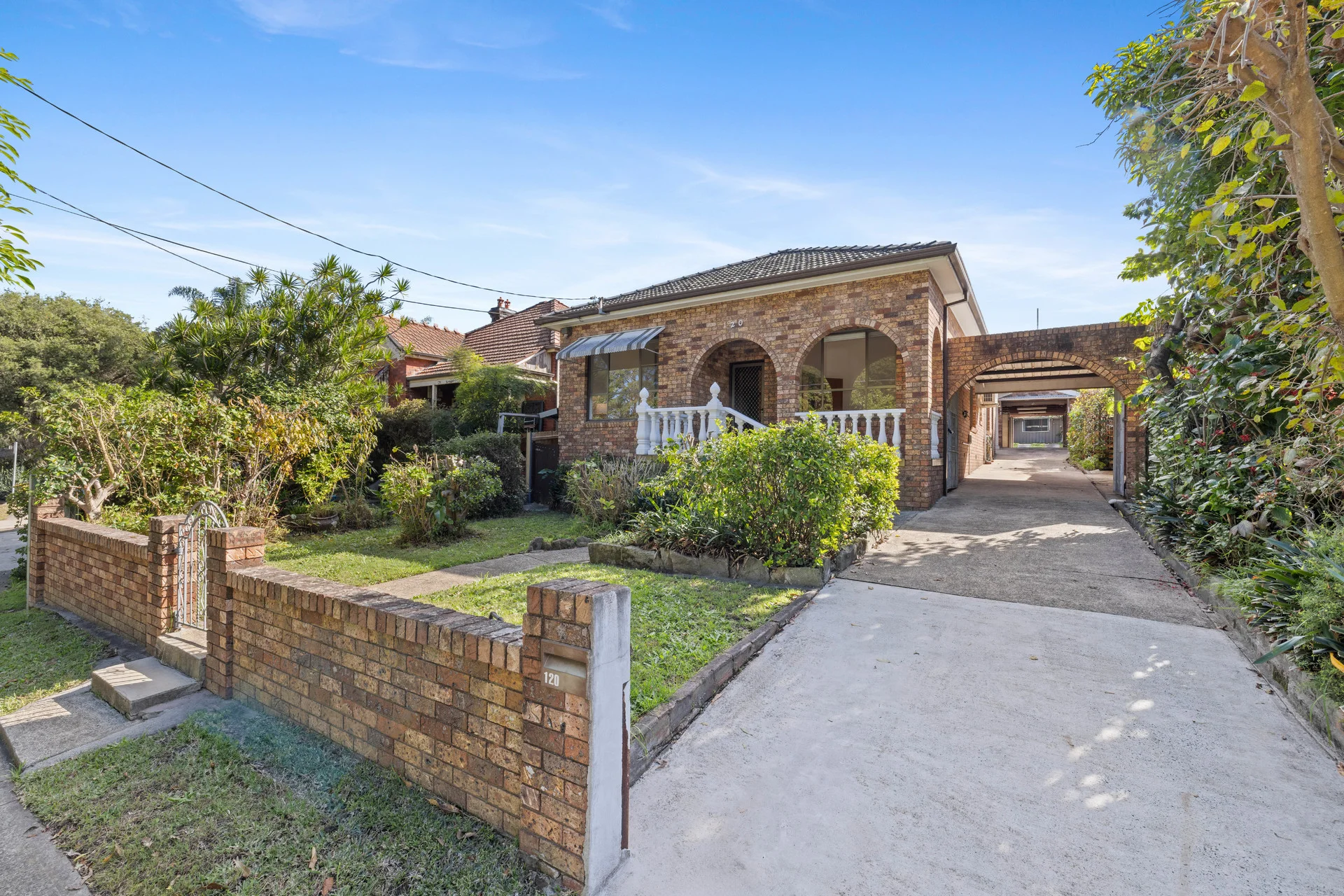 120 Caledonian Street, Bexley, NSW 2207