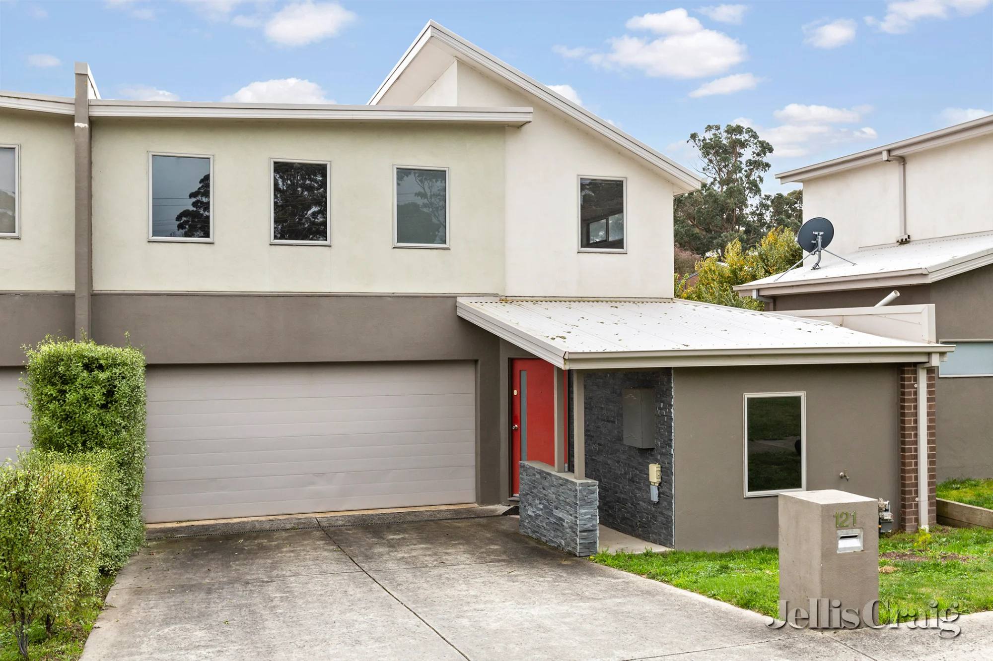 121 Melbourne Road, Brown Hill, Vic 3350