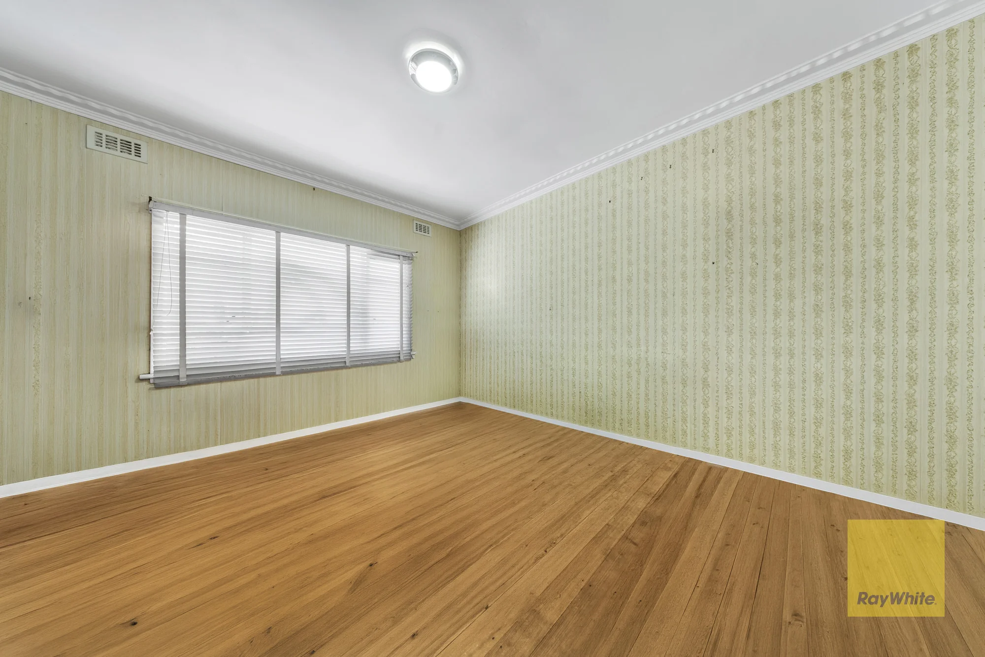121 William Street, St Albans, Vic 3021