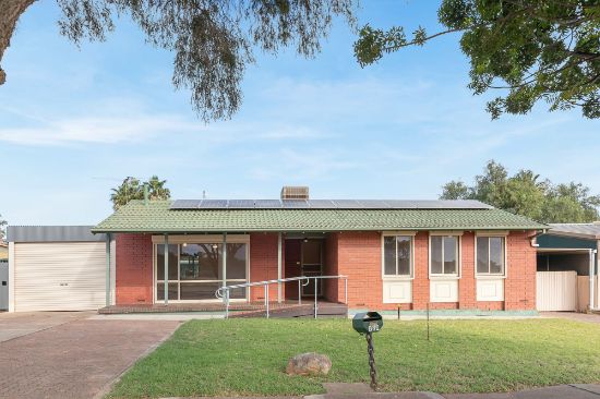 124 Alawoona Road, Munno Para, SA 5115