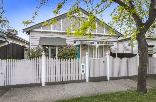 127 Empress Avenue, Kingsville, Vic 3012