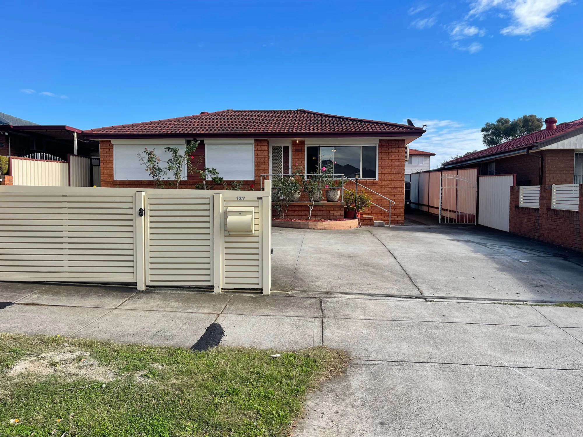 127 Mimosa Road, Bossley Park NSW 2176