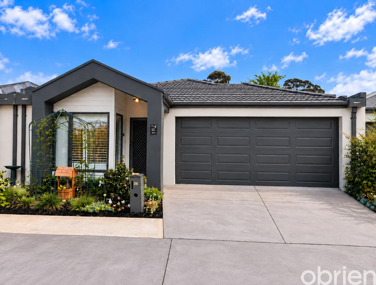 13 Expedition Circuit, Pakenham, Vic 3810