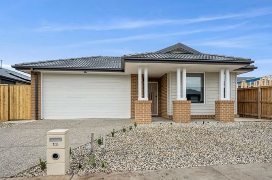 13 Foreshores Drive, Donnybrook, Vic 3064