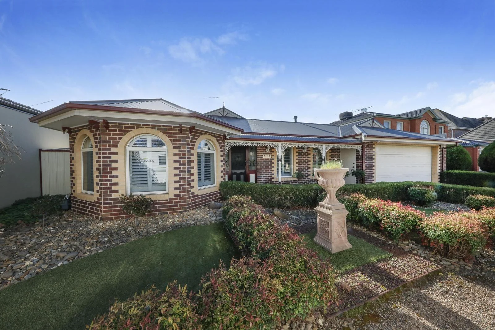 13 Forrest Place, Taylors Lakes, Vic 3038