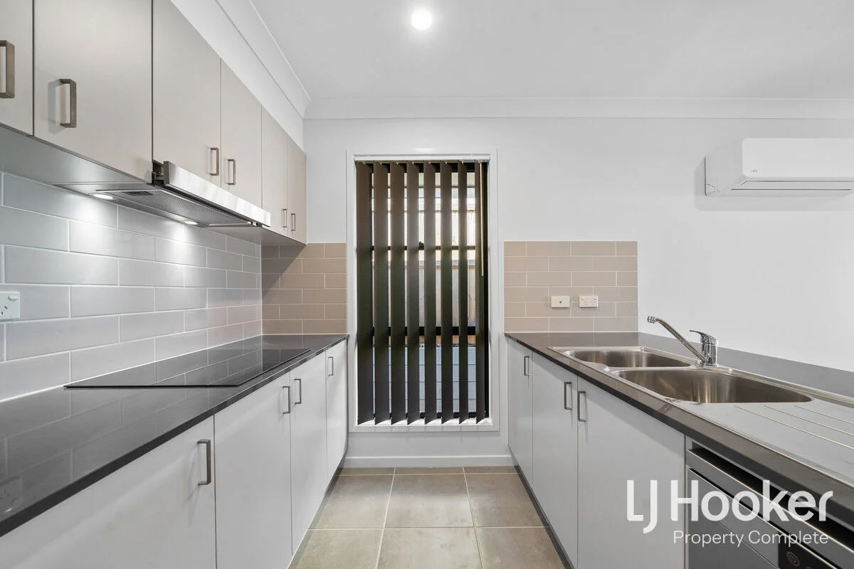 13 Graham Circuit, Logan Reserve, Qld 4133