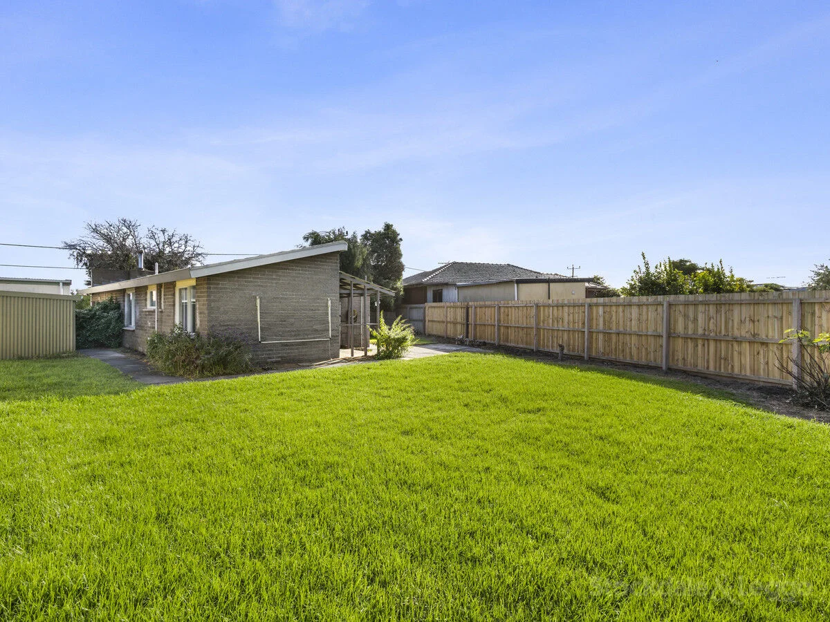 13 Grassy Point Road, Indented Head, Vic 3223
