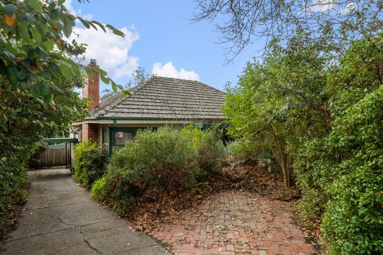 13 Harrison Street, Mitcham, Vic 3132