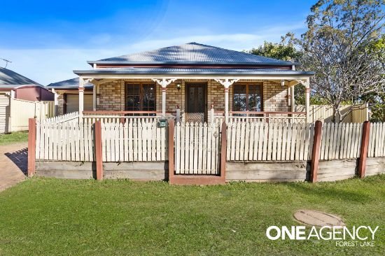 13 Hyde Pl, Forest Lake, Qld 4078