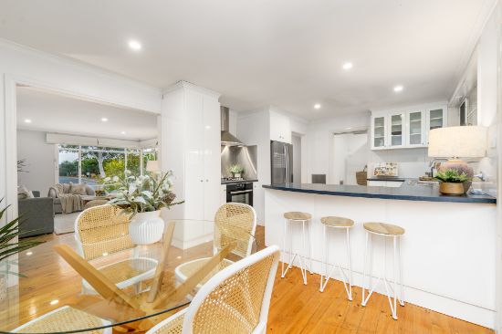 13 Maclaurin Crescent, Chifley, ACT 2606