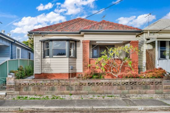13 Tarin Street, Mayfield East, NSW 2304