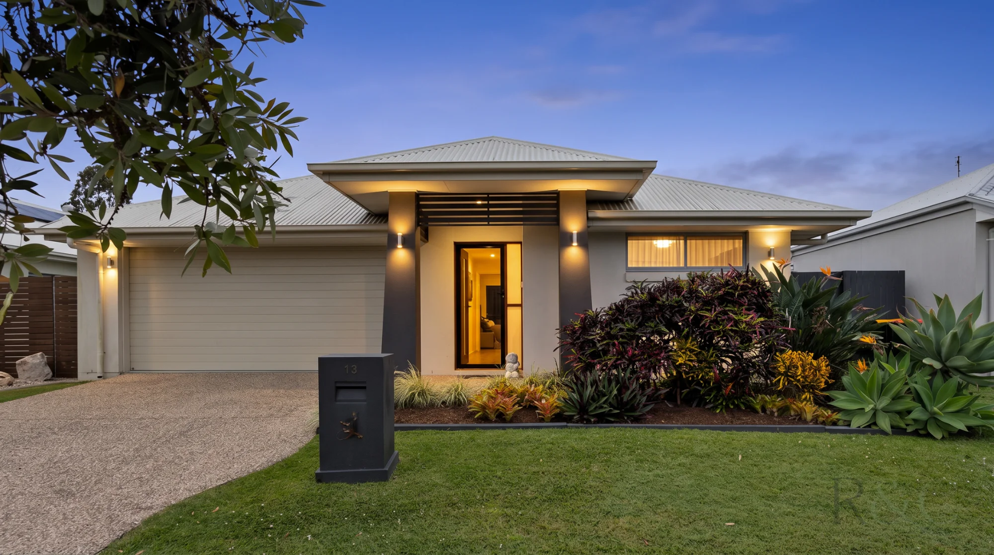 13 Tarwhine Place, Mountain Creek, Qld 4557