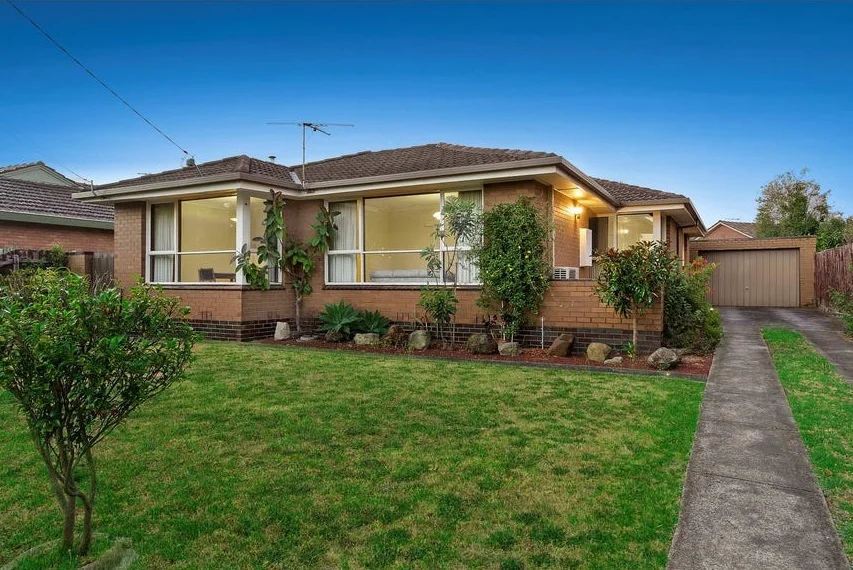 13 Tereva Crescent, Wheelers Hill, Vic 3150