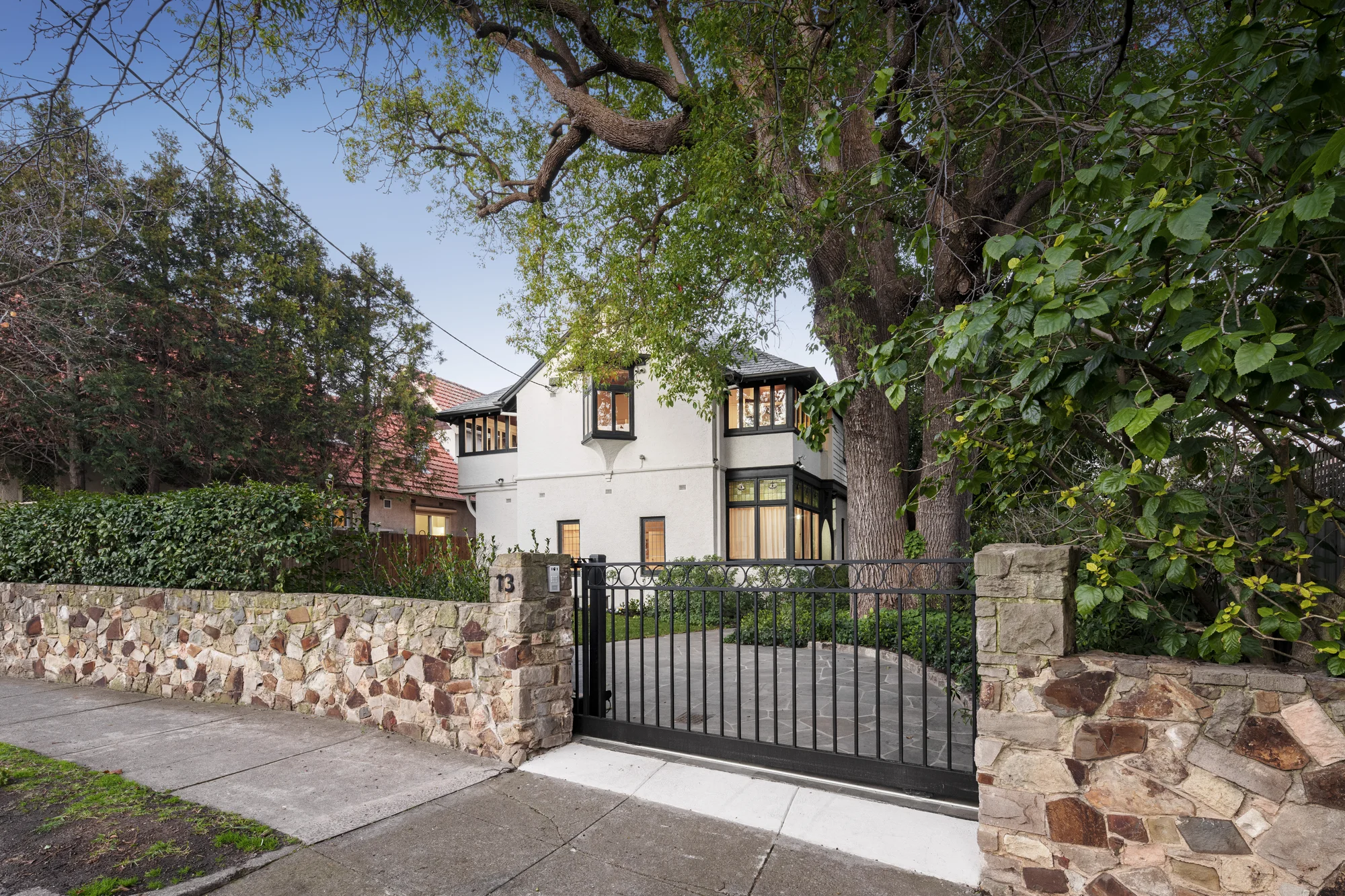 13 Tintern Avenue, Toorak, Vic 3142