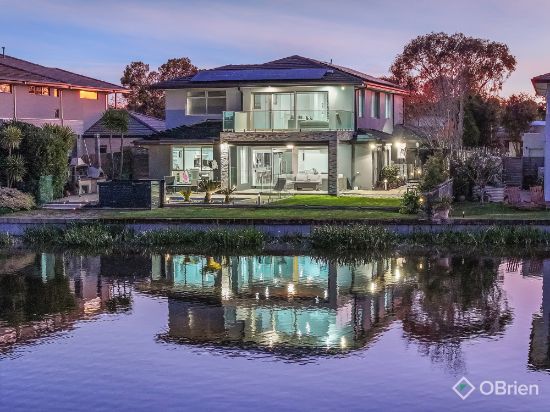 13 Viewmount Place, Sandhurst, Vic 3977