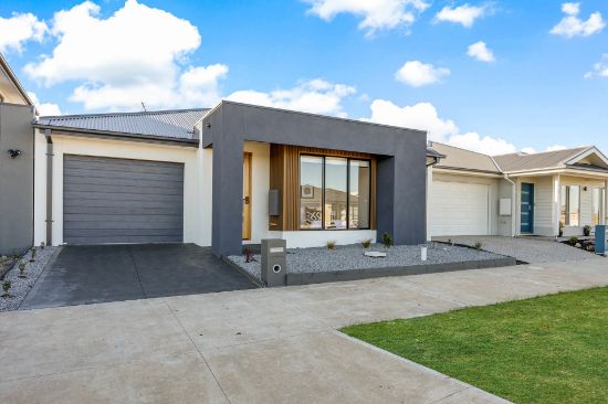 13 Vilana Drive, Sunbury, Vic 3429