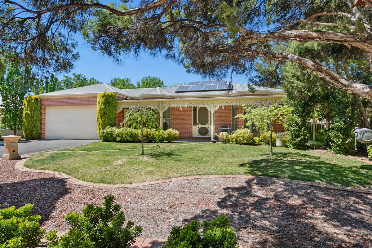 13 Wattle Drive, Spring Gully, Vic 3550
