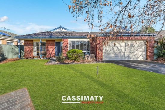 13 Woodchase Court, Cranbourne East, Vic 3977
